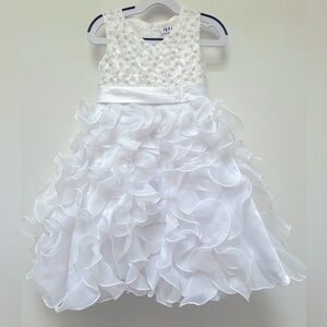 Elegant White Kids Dress with Floral Details size:5